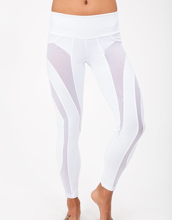 BA_SPRING15_1893_Nightout_White_1